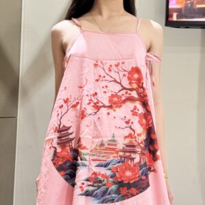 Yếm cổ đổ quyến rủ